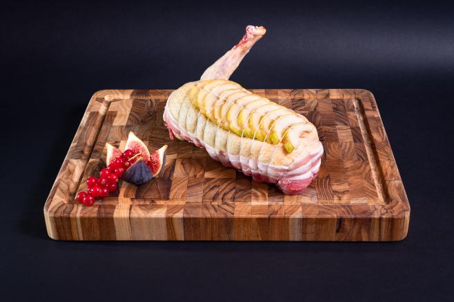 Rôti de canette aux poires et foie gras